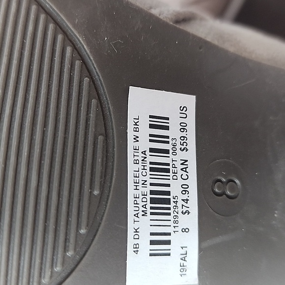 NWT Torrid Size 8W Dark Taupe Heel Bootie With Buckle Ankle Boots - Picture 8 of 9